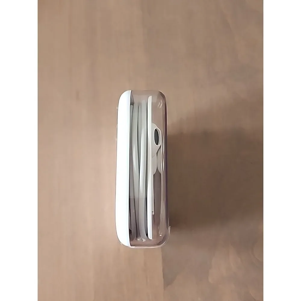 Apple Earbuds White Wired 3.5MM Jack Authentic‎